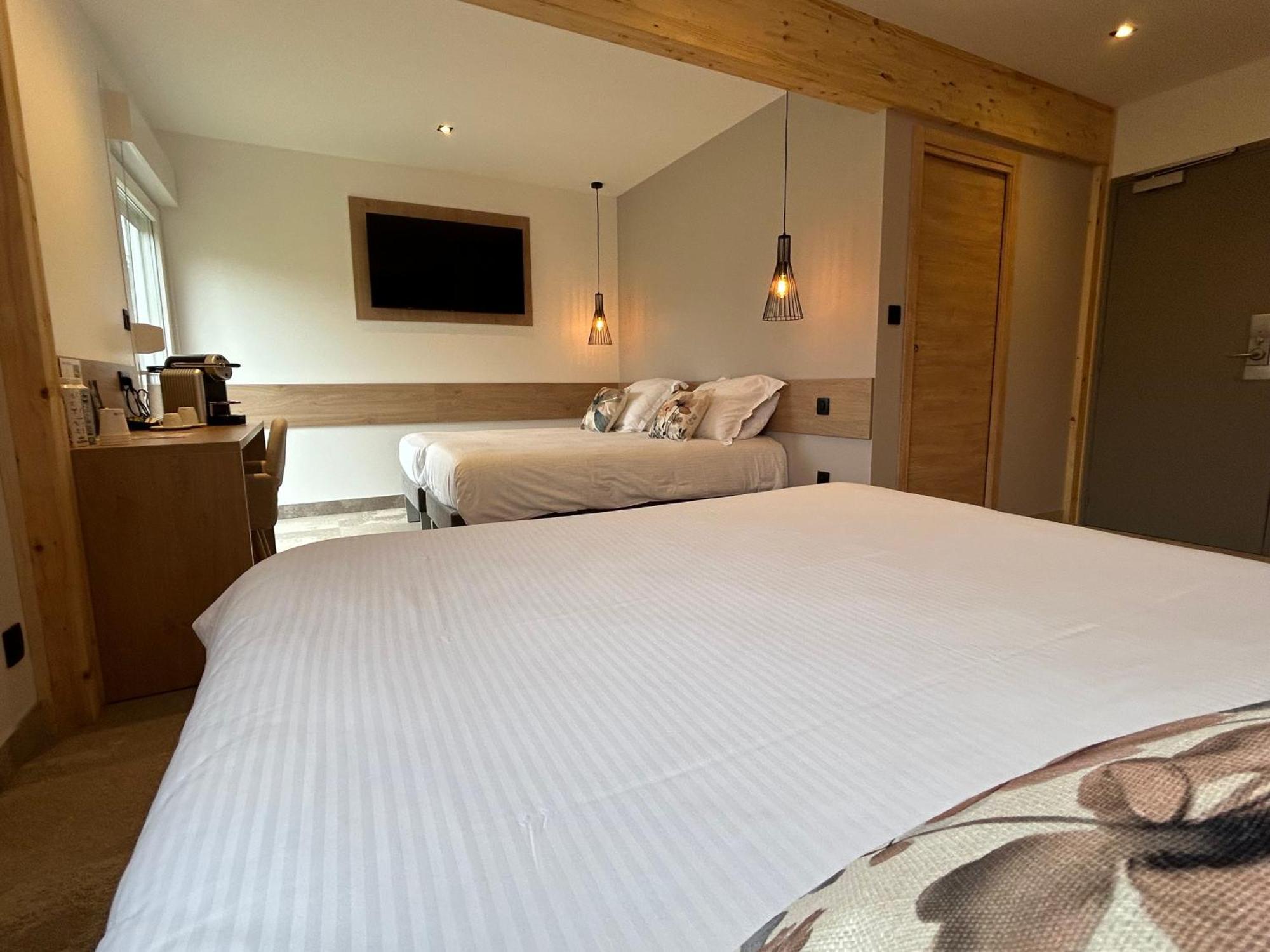 Les Orchidees , Hotel & Restaurant Verdun-sur-Meuse Buitenkant foto