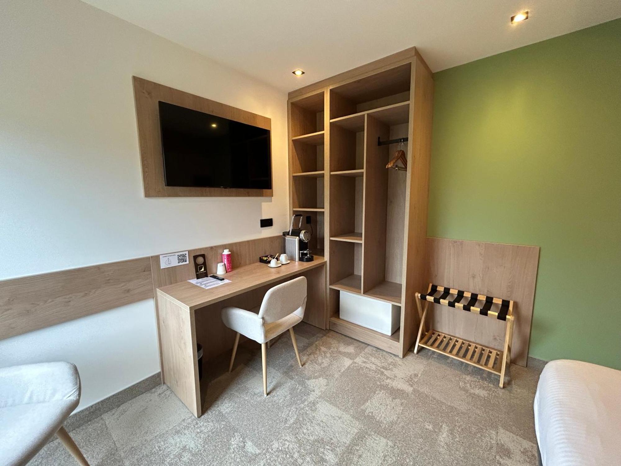 Les Orchidees , Hotel & Restaurant Verdun-sur-Meuse Buitenkant foto