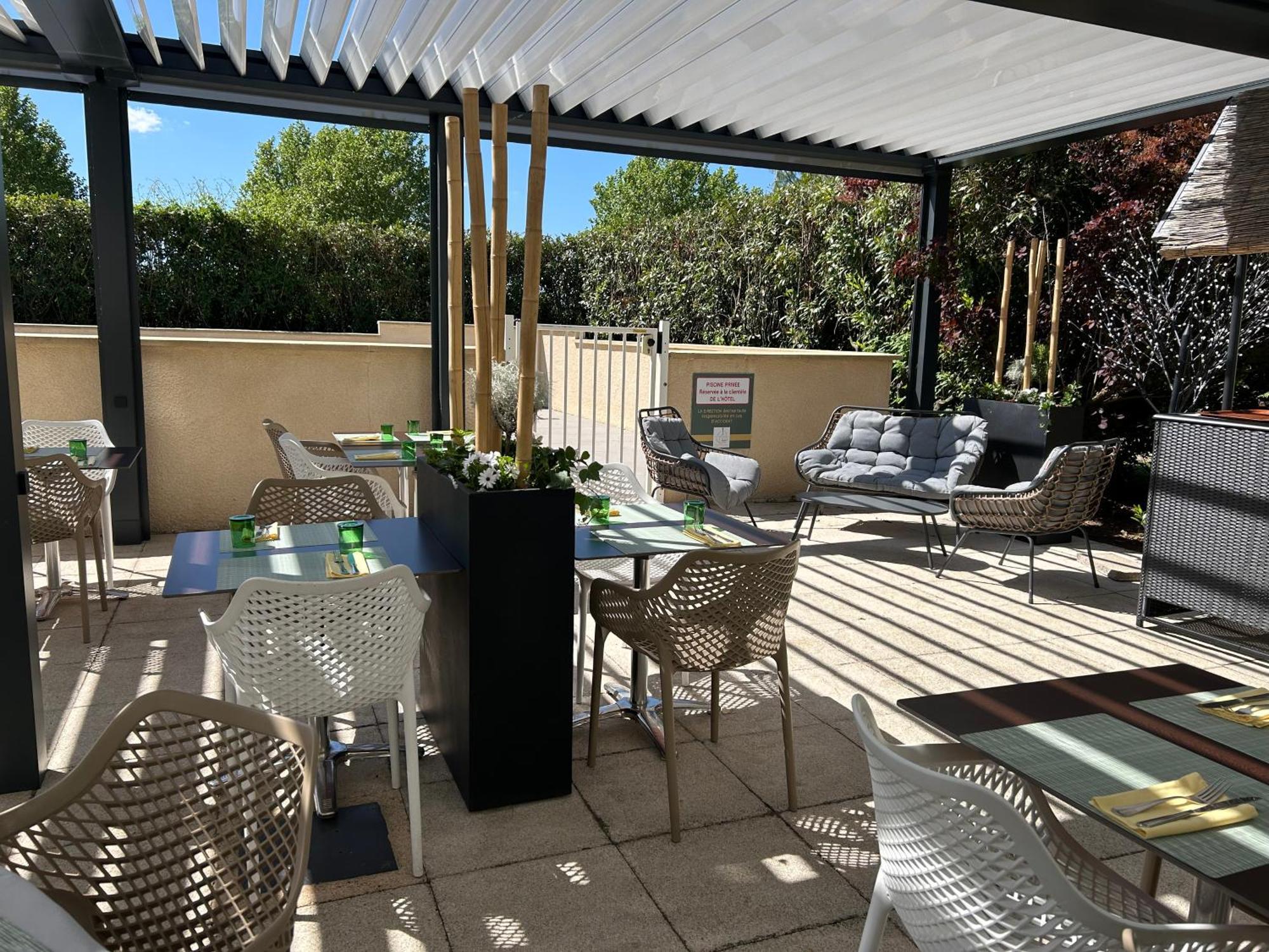 Les Orchidees , Hotel & Restaurant Verdun-sur-Meuse Buitenkant foto